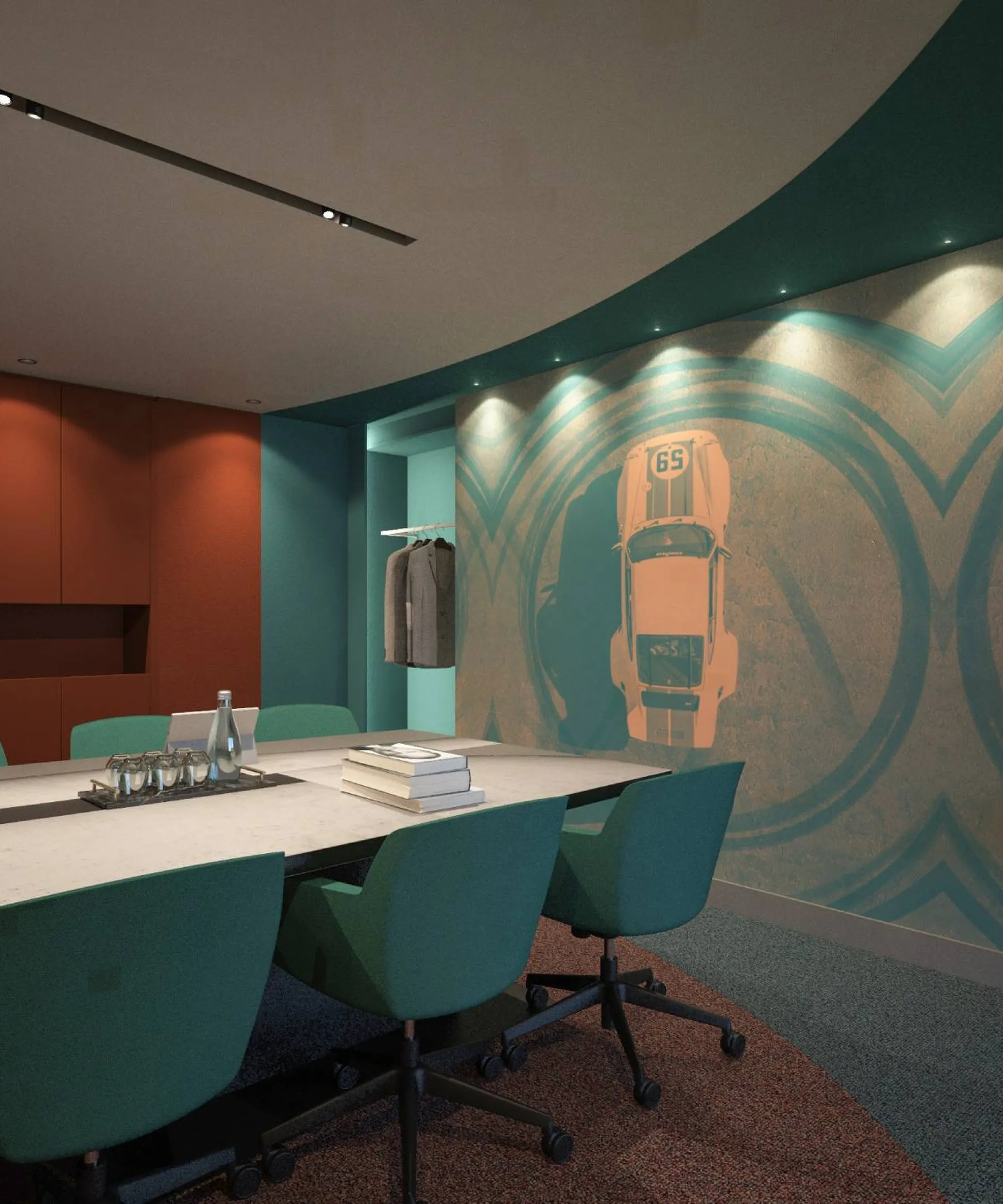 Sala riunioni moderna con tavolo lungo, sedie verdi, pareti azzurre e ocra, murale con auto sportiva circolare; piante e zona guardaroba.